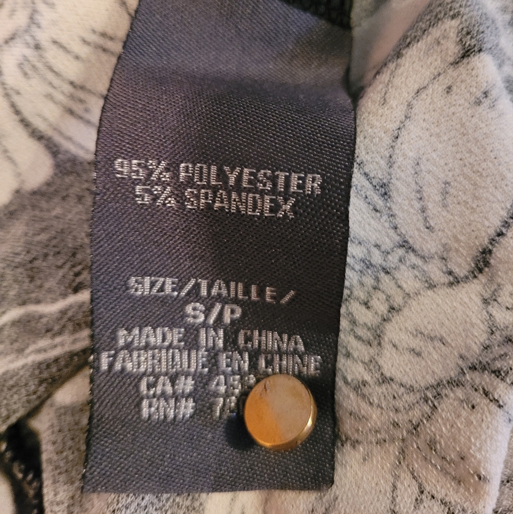 Dress, Excellent Condition, Long sleeves, great for Fall. - Picture 6 of 9